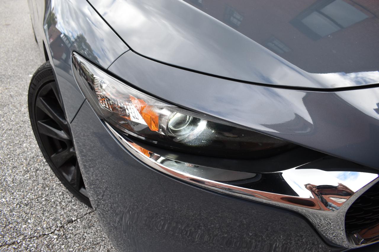 Mazda Mazda3 Sedan Carbon Edition FWD 2022