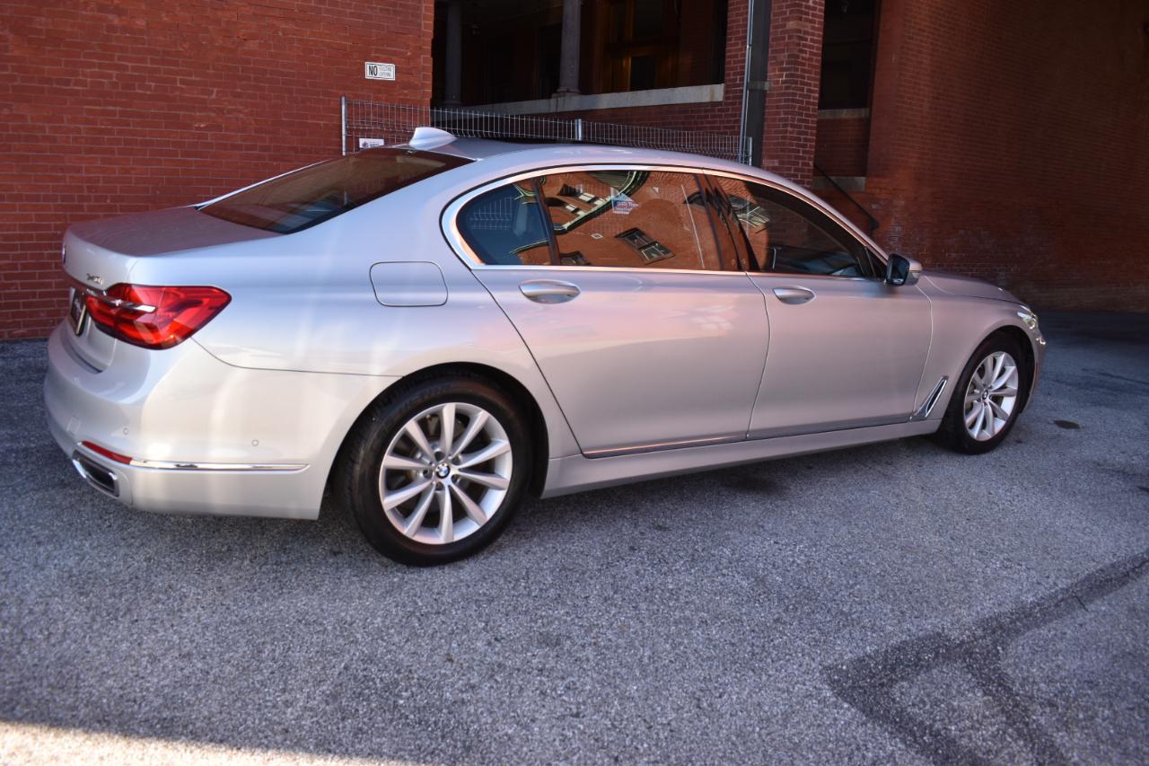 BMW 7 Series 740i xDrive Sedan 2019