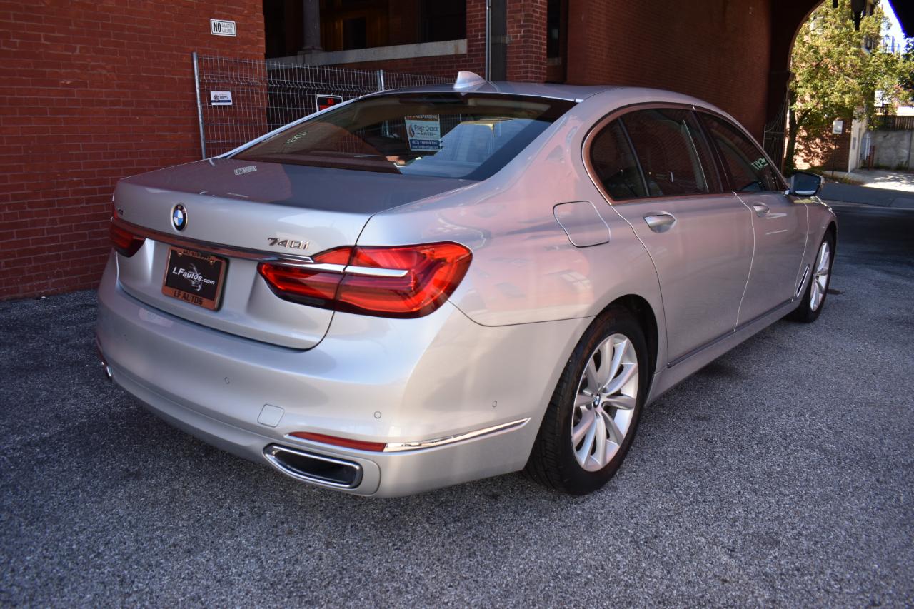 BMW 7 Series 740i xDrive Sedan 2019