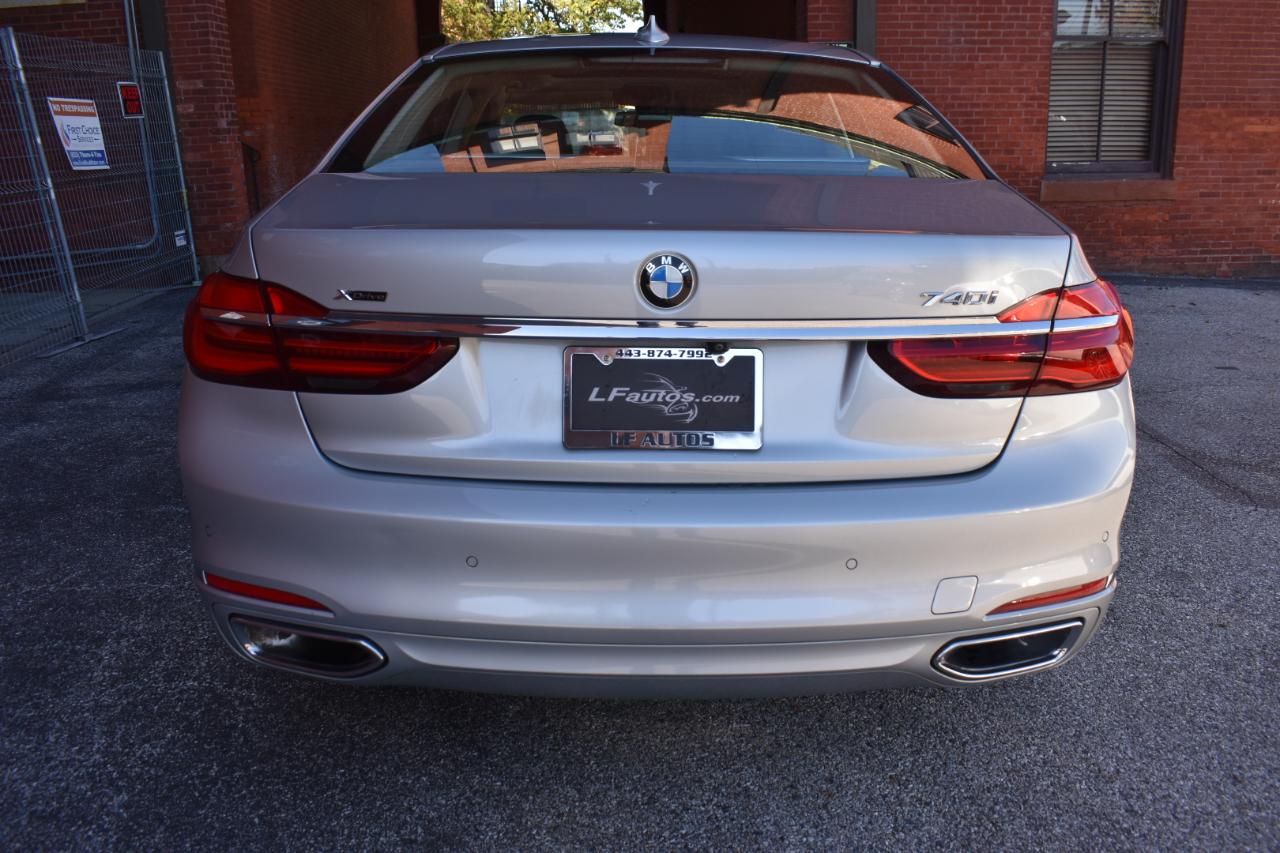 BMW 7 Series 740i xDrive Sedan 2019