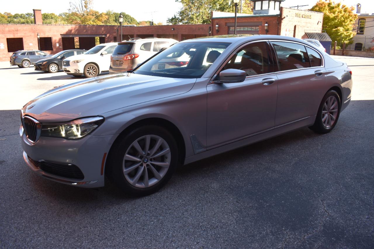 BMW 7 Series 740i xDrive Sedan 2019