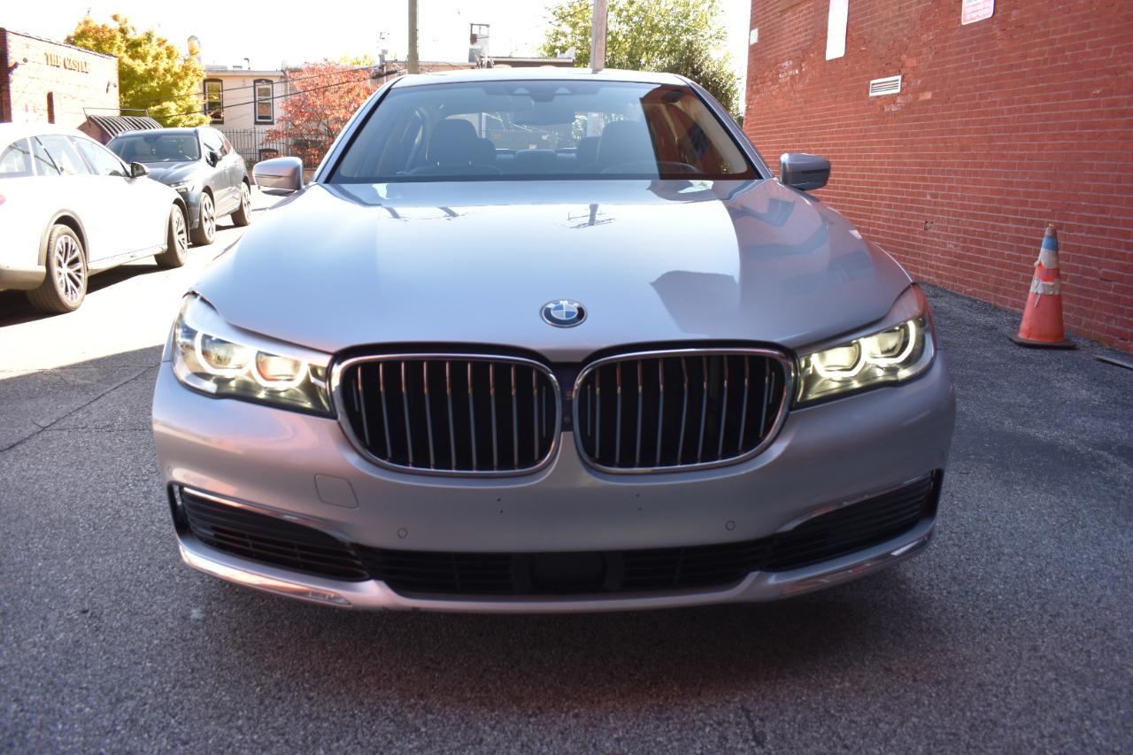 BMW 7 Series 740i xDrive Sedan 2019