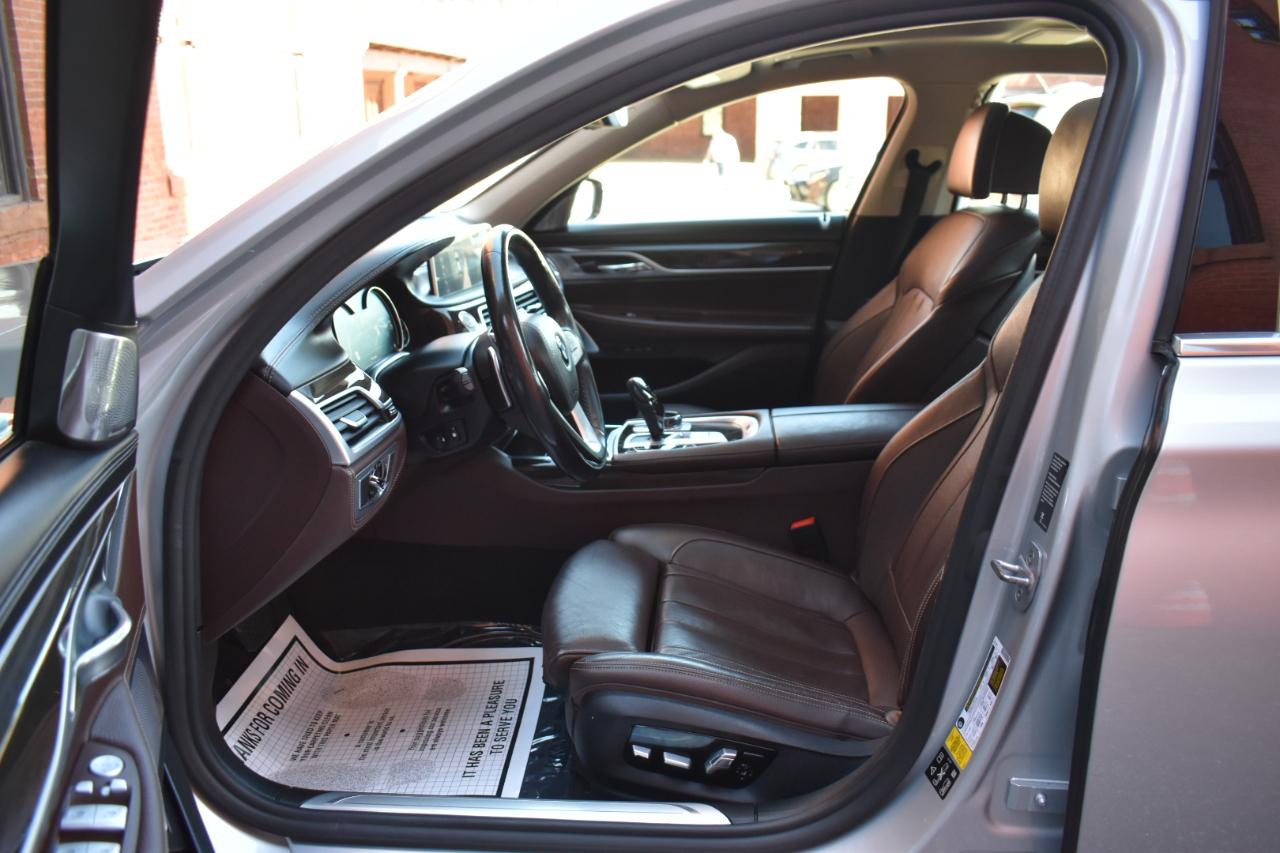 BMW 7 Series 740i xDrive Sedan 2019