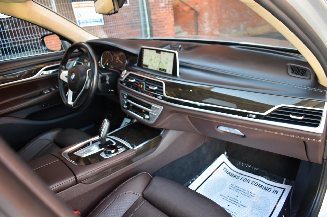 BMW 7 Series 740i xDrive Sedan 2019