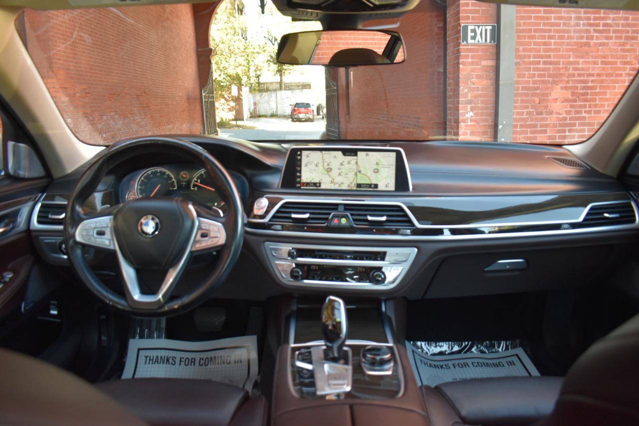 BMW 7 Series 740i xDrive Sedan 2019