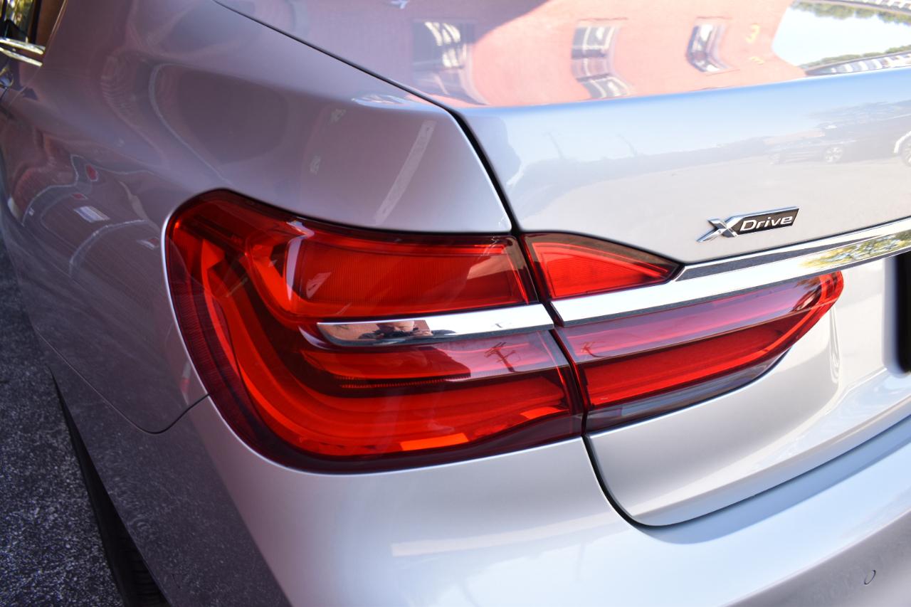BMW 7 Series 740i xDrive Sedan 2019