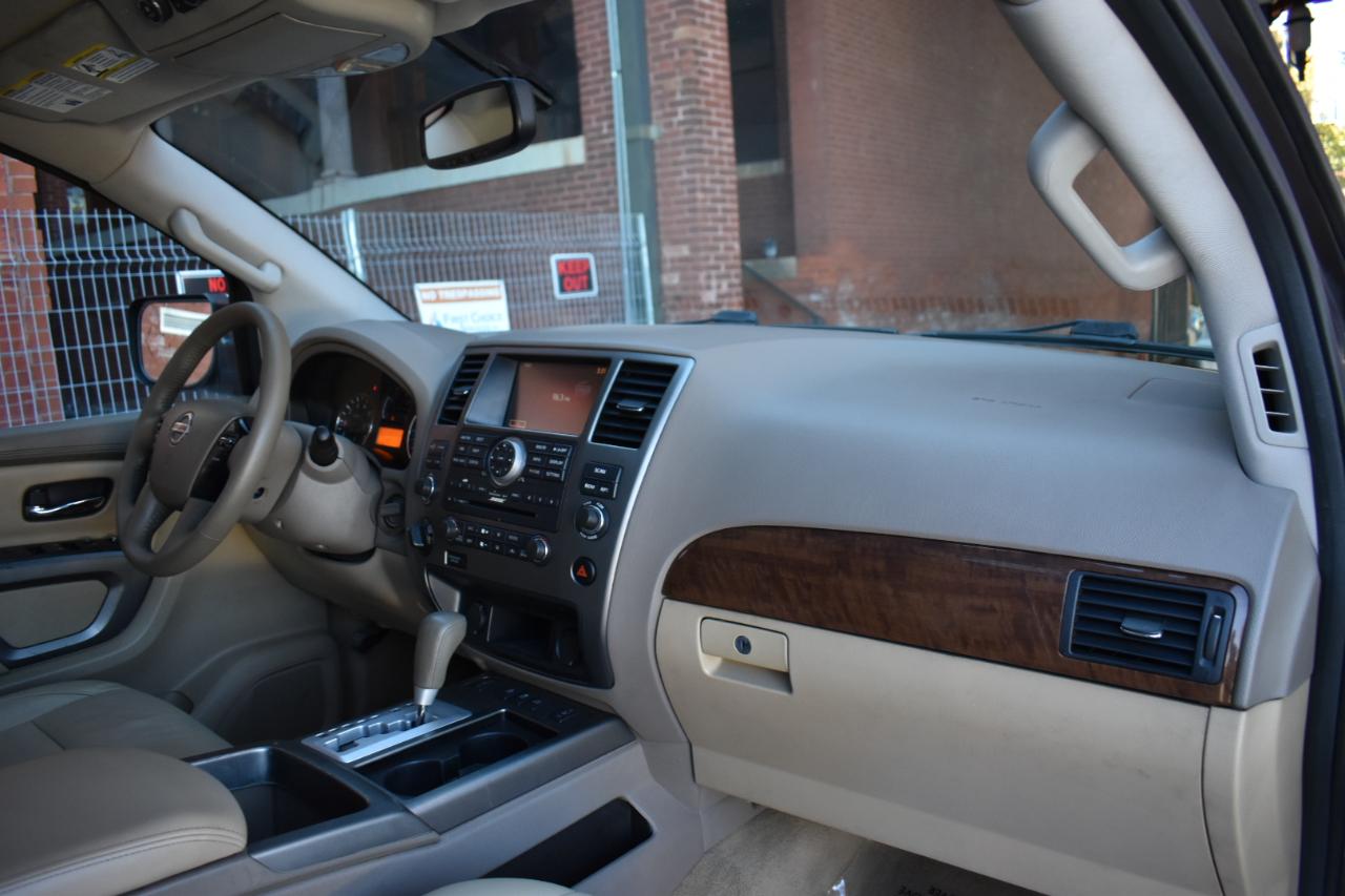 Nissan Armada 4WD 4dr Platinum *Ltd Avail* 2015