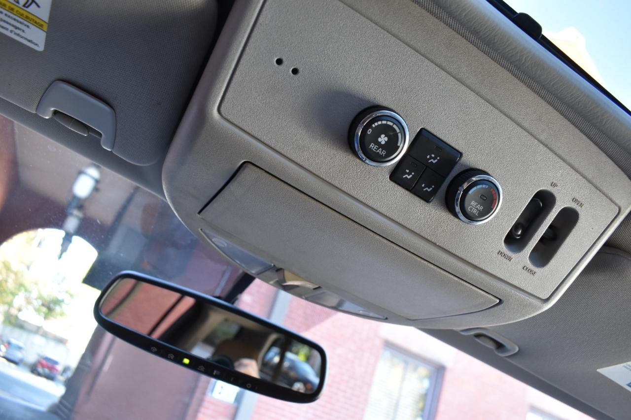Nissan Armada 4WD 4dr Platinum *Ltd Avail* 2015