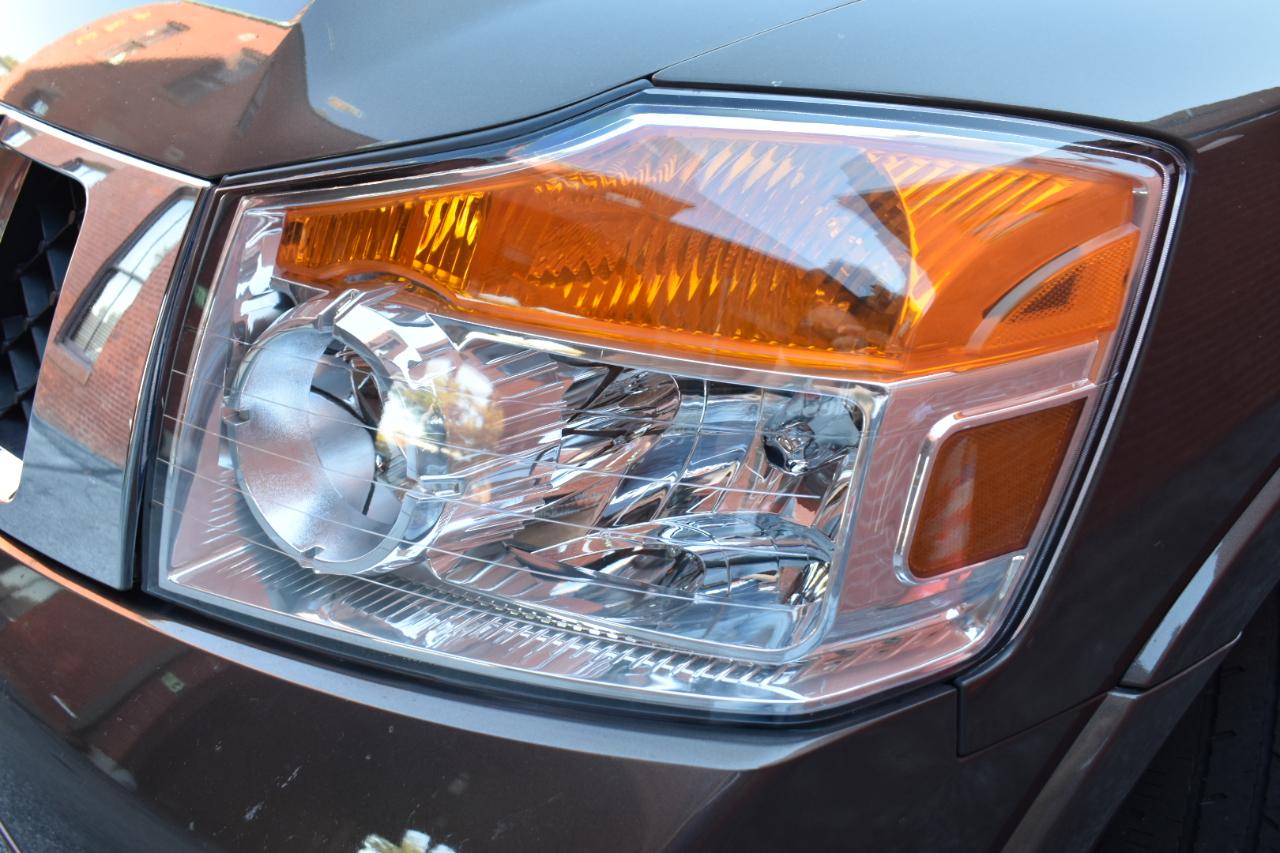 Nissan Armada 4WD 4dr Platinum *Ltd Avail* 2015