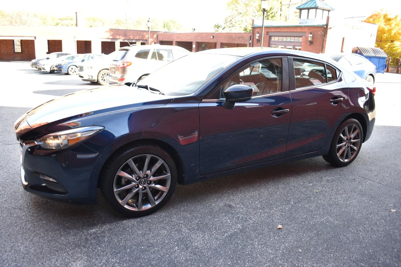 Mazda Mazda3 4-Door Touring Auto 2018