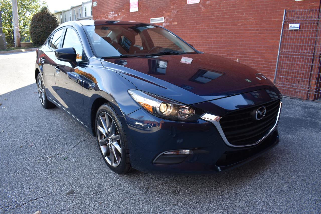 Mazda Mazda3 4-Door Touring Auto 2018