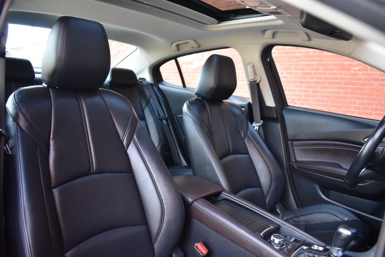 Mazda Mazda3 4-Door Touring Auto 2018
