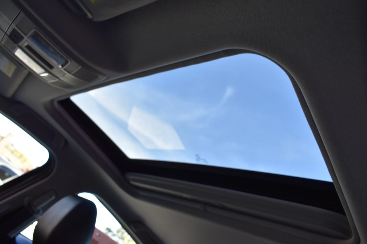 Mazda Mazda3 4-Door Touring Auto 2018