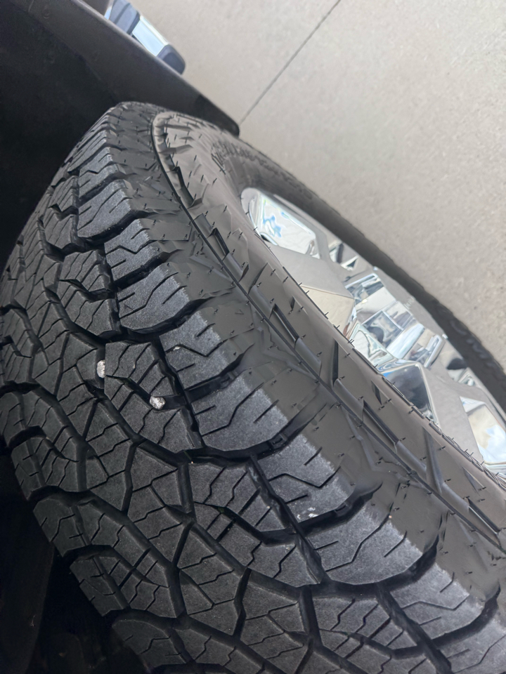 GMC Sierra 3500HD 4WD Crew Cab 153.7" Denali 2016 GMC Sierra 3500HD 4WD Crew Cab 153.7" Denali 2016