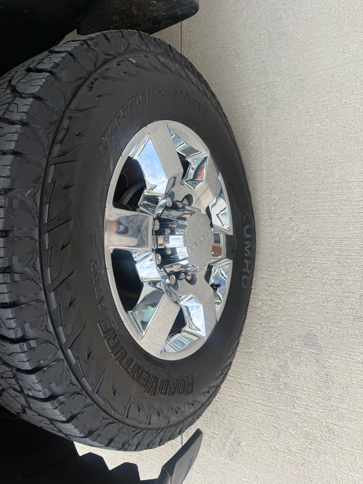 GMC Sierra 3500HD 4WD Crew Cab 153.7" Denali 2016 GMC Sierra 3500HD 4WD Crew Cab 153.7" Denali 2016