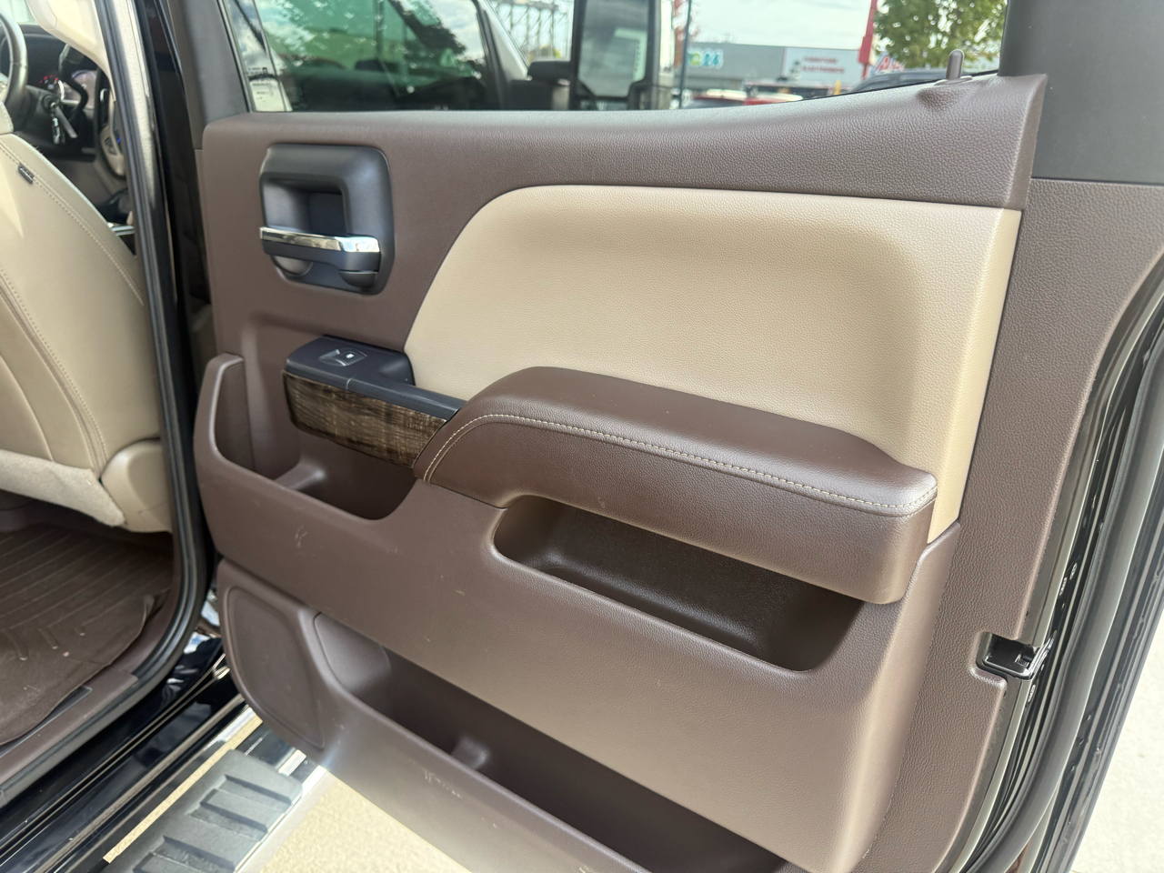 GMC Sierra 3500HD 4WD Crew Cab 153.7" Denali 2016 GMC Sierra 3500HD 4WD Crew Cab 153.7" Denali 2016