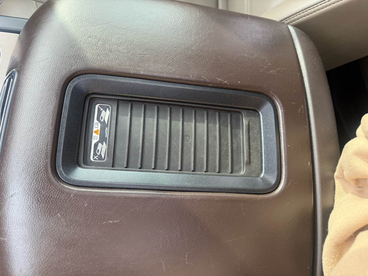 GMC Sierra 3500HD 4WD Crew Cab 153.7" Denali 2016 GMC Sierra 3500HD 4WD Crew Cab 153.7" Denali 2016