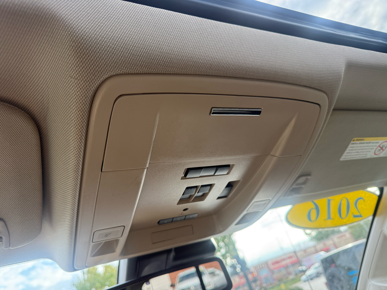 GMC Sierra 3500HD 4WD Crew Cab 153.7" Denali 2016 GMC Sierra 3500HD 4WD Crew Cab 153.7" Denali 2016