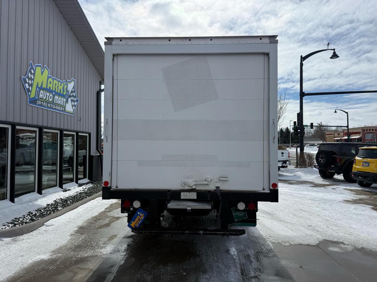 Ford E-Series Cutaway E-350 SRW 138" WB 2022