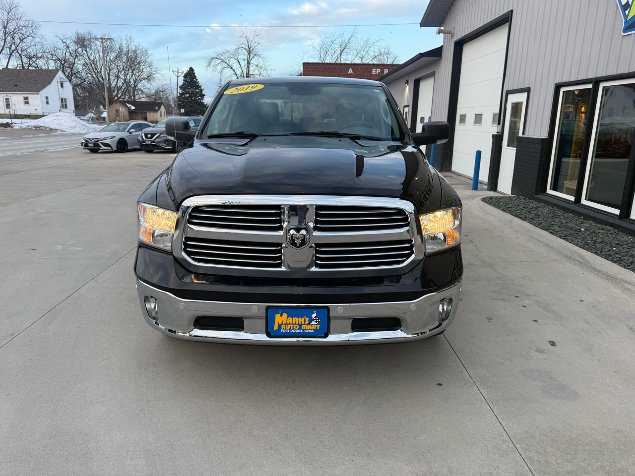 RAM 1500 Classic Big Horn 4x4 Crew Cab 5'7" Box 2019