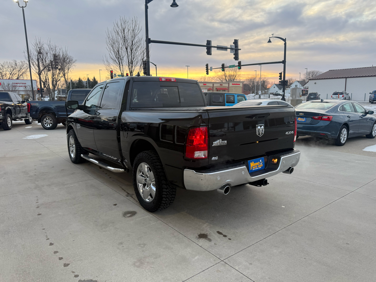 RAM 1500 Classic Big Horn 4x4 Crew Cab 5'7" Box 2019
