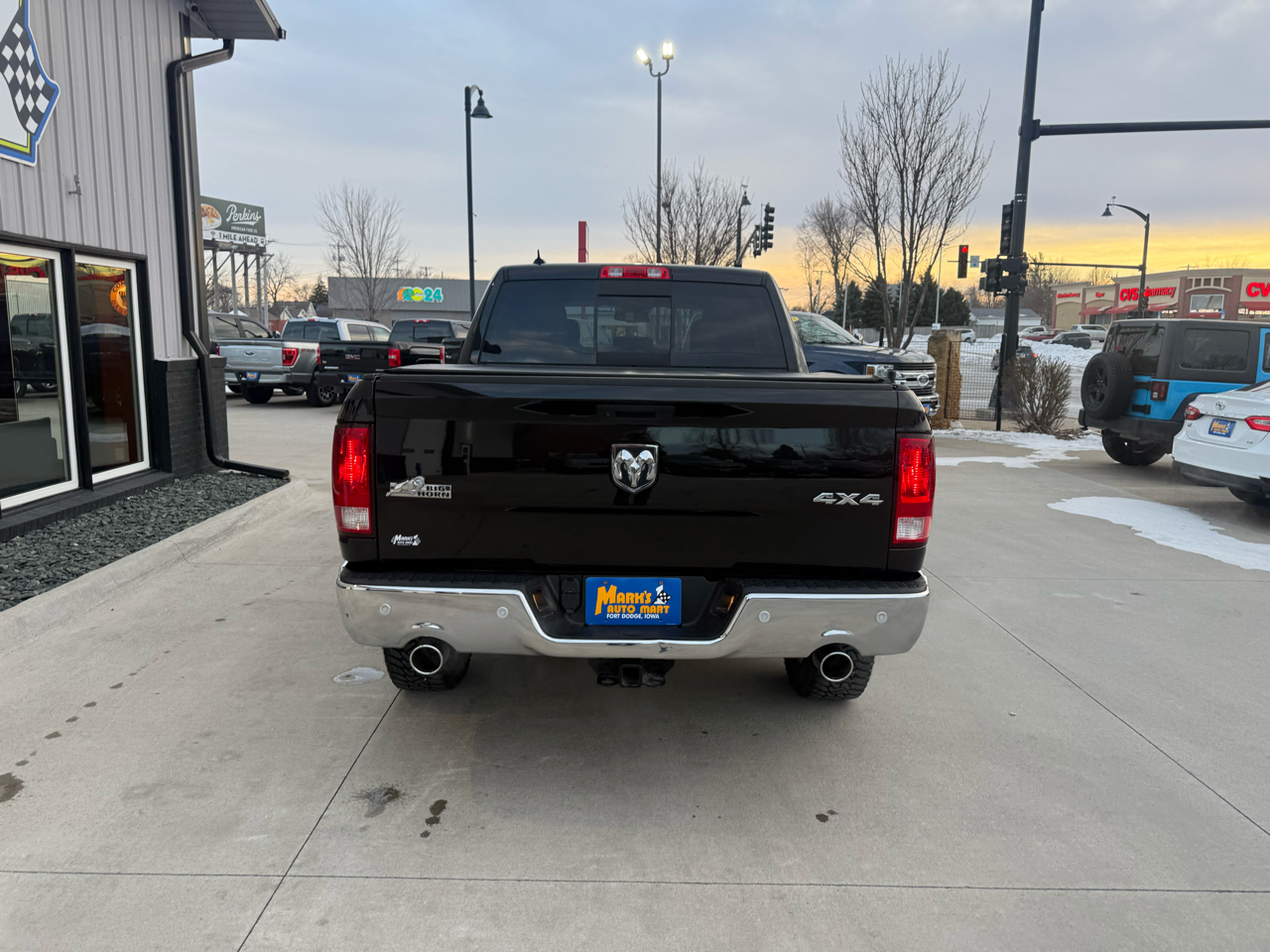 RAM 1500 Classic Big Horn 4x4 Crew Cab 5'7" Box 2019