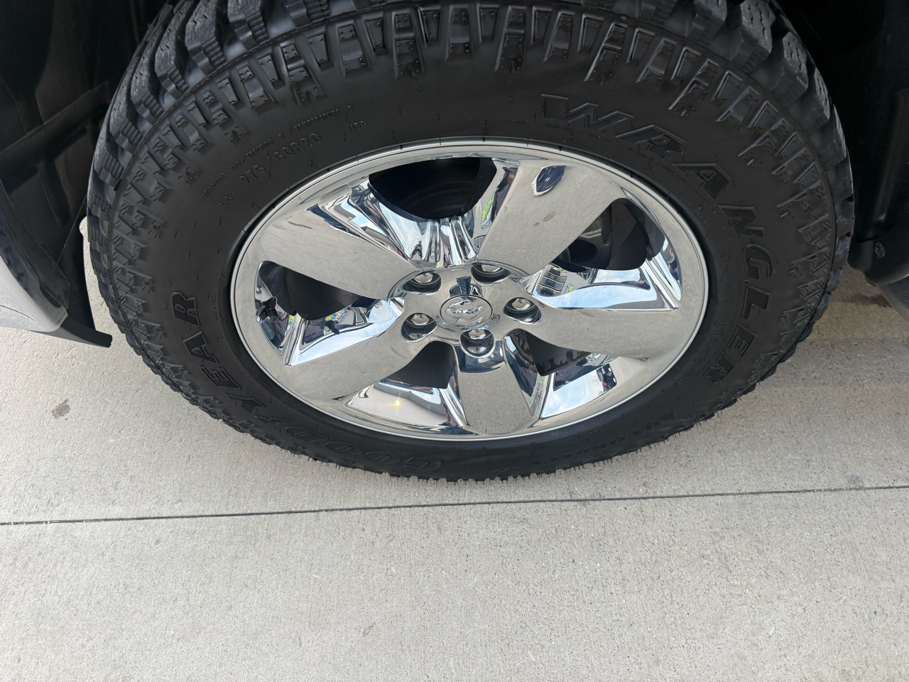 RAM 1500 Classic Big Horn 4x4 Crew Cab 5'7" Box 2019