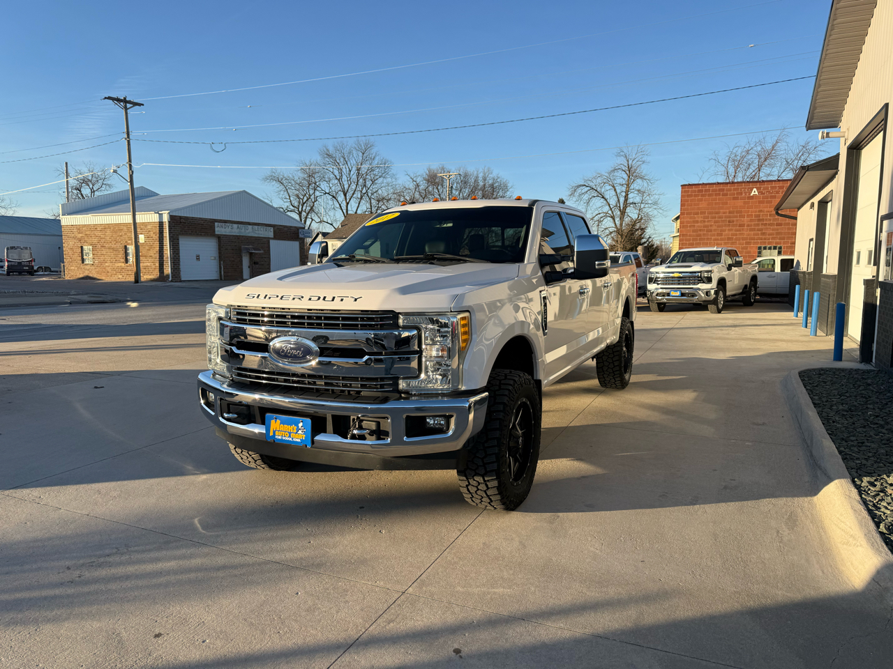 Ford Super Duty F-250 SRW Lariat 4WD Crew Cab 6.75' Box 2017
