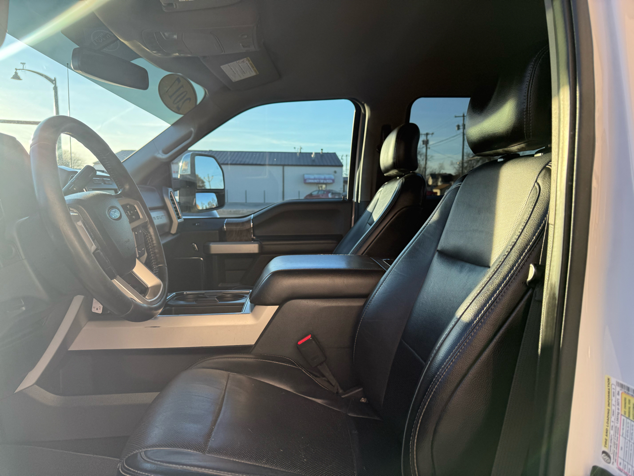 Ford Super Duty F-250 SRW Lariat 4WD Crew Cab 6.75' Box 2017