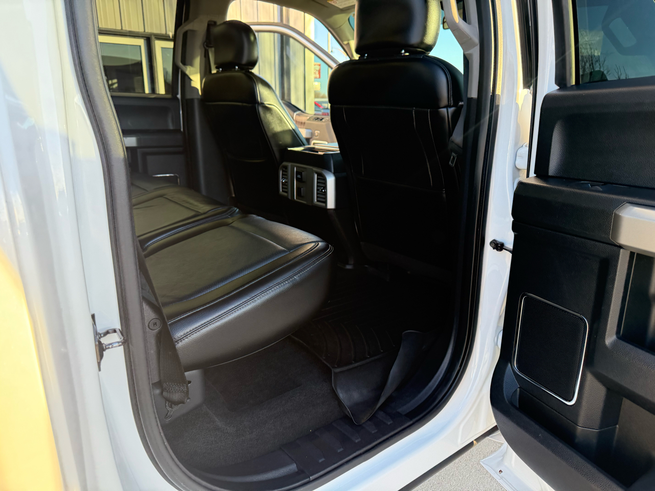 Ford Super Duty F-250 SRW Lariat 4WD Crew Cab 6.75' Box 2017