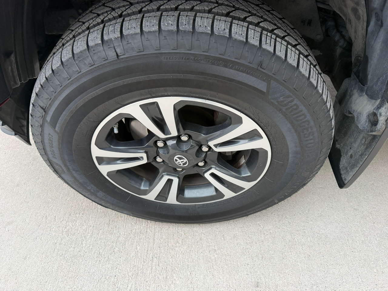 Toyota Tacoma 4WD Double Cab LB V6 AT SR5 (Natl) 2016