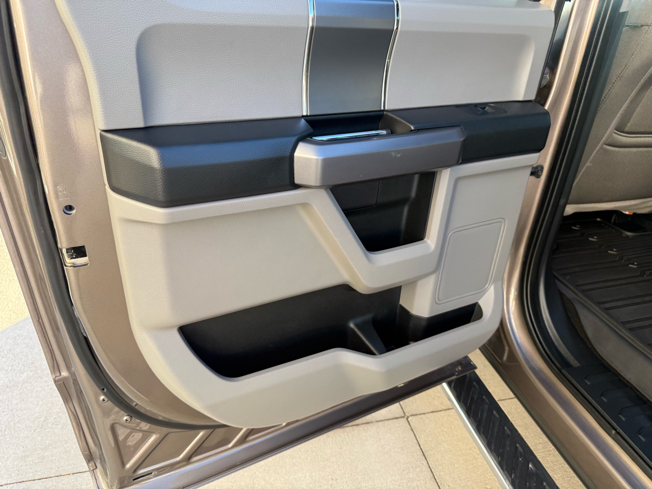 Ford F-150 Lariat 4WD SuperCrew 5.5' Box 2019