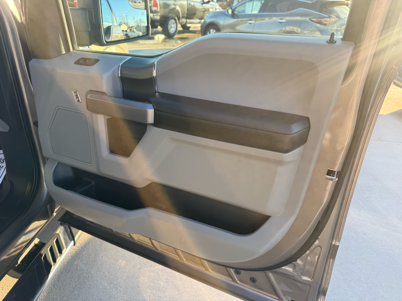 Ford F-150 Lariat 4WD SuperCrew 5.5' Box 2019