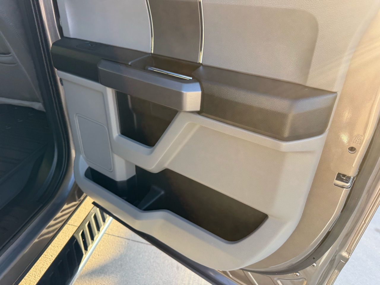 Ford F-150 Lariat 4WD SuperCrew 5.5' Box 2019