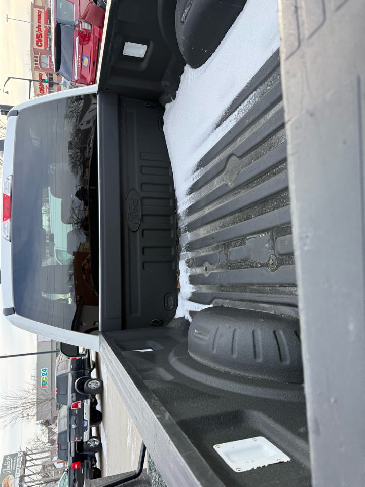 Ford Super Duty F-250 SRW XLT 4WD Crew Cab 6.75' Box 2022