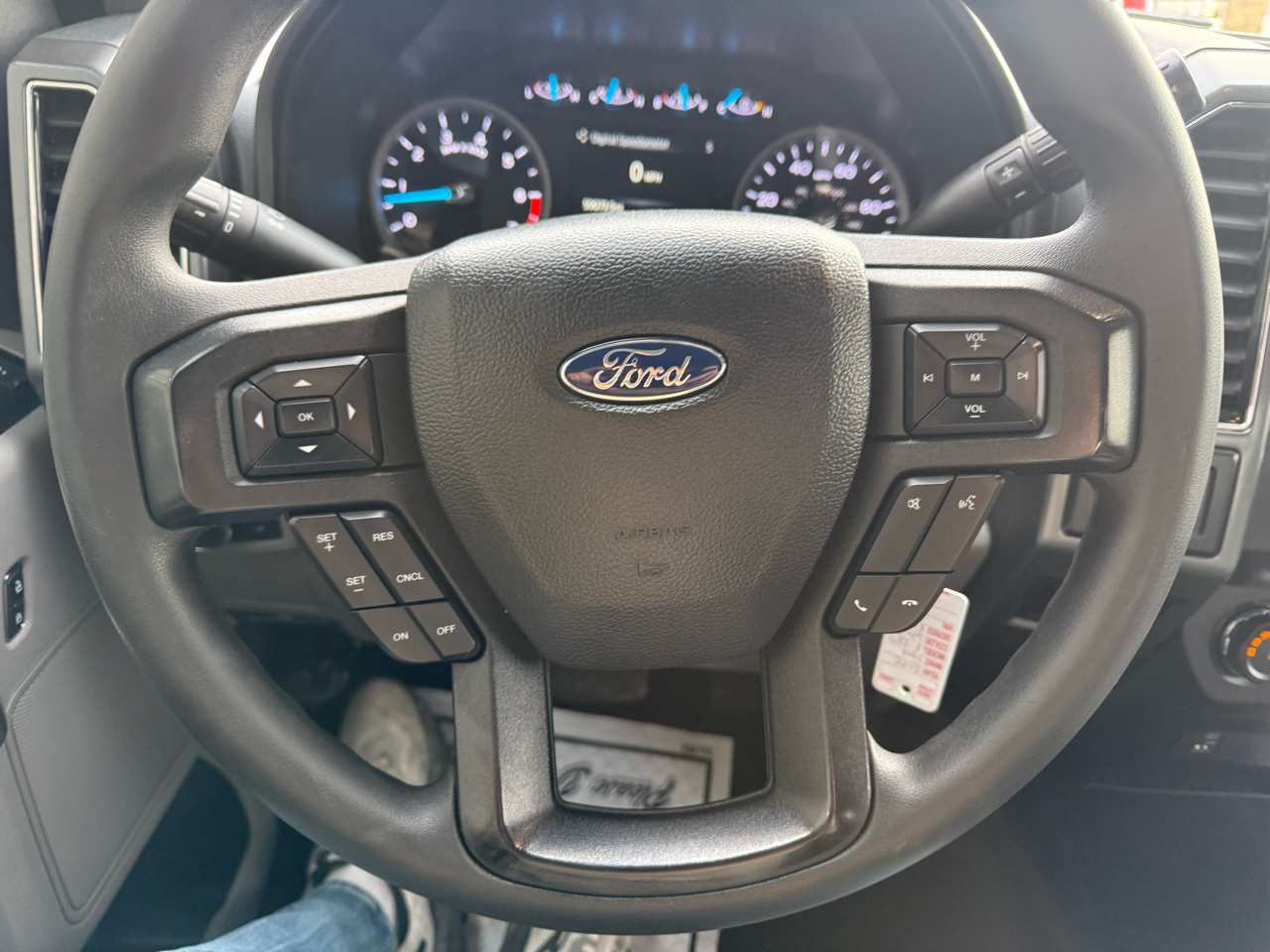 Ford Super Duty F-250 SRW XLT 4WD Crew Cab 6.75' Box 2022