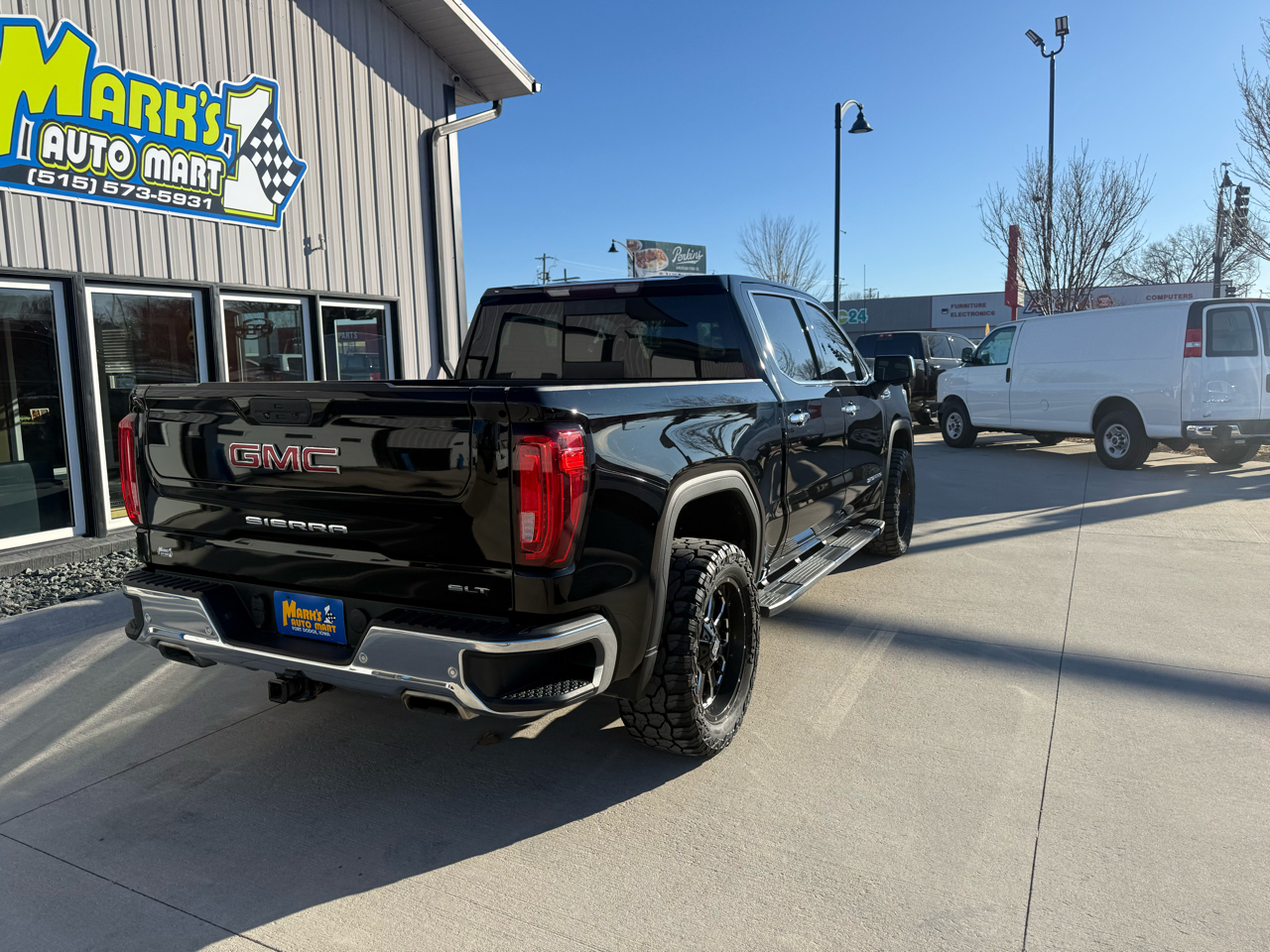 GMC Sierra 1500 4WD Crew Cab 147" SLT 2019