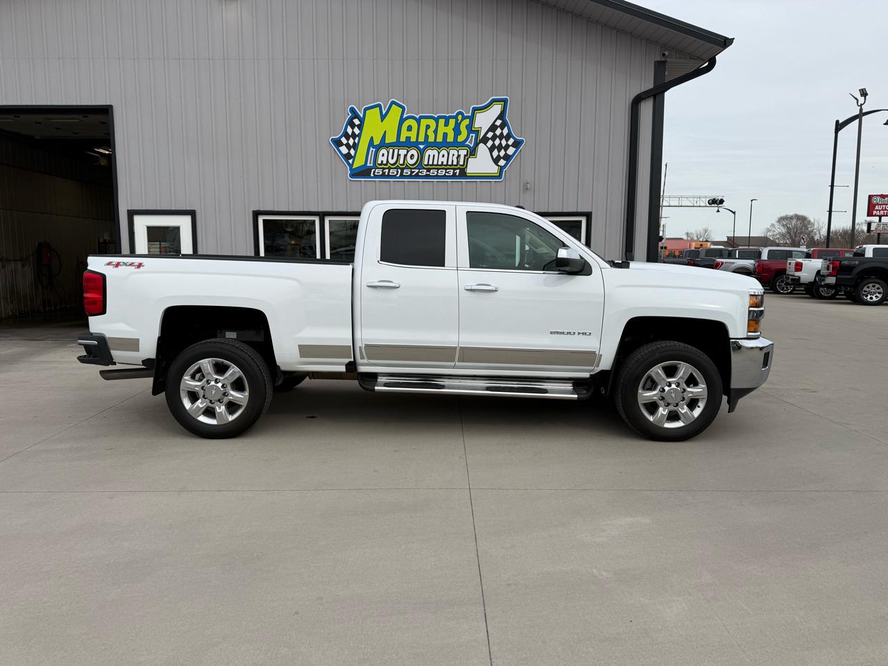 Chevrolet Silverado 2500HD 4WD Double Cab 144.2" LTZ 2017