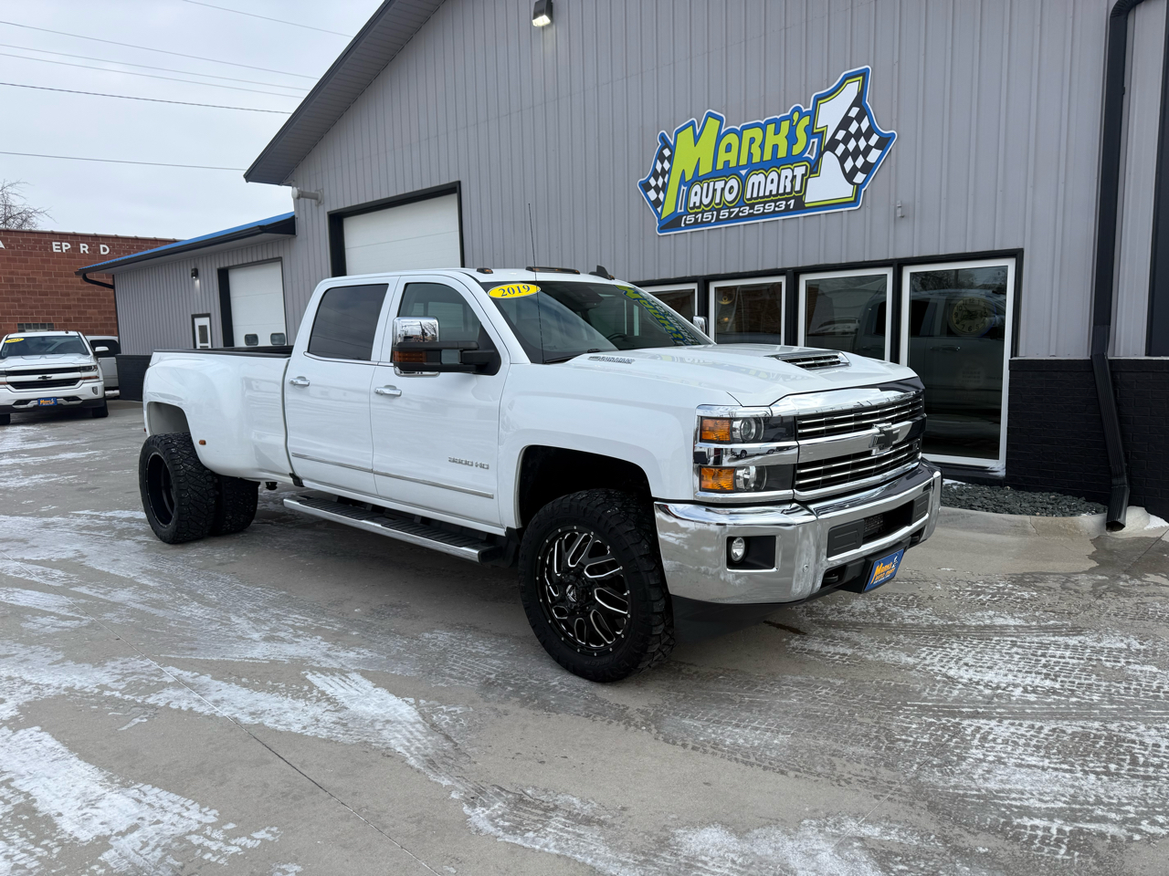 2019 Chevrolet Silverado 3500HD 4WD Crew Cab 167.7" LTZ