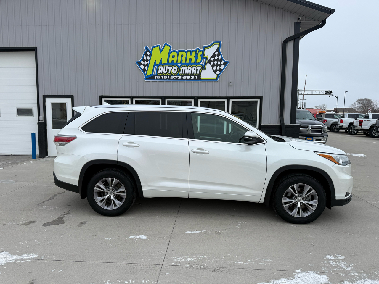 Toyota Highlander AWD 4dr V6 XLE (Natl) 2015