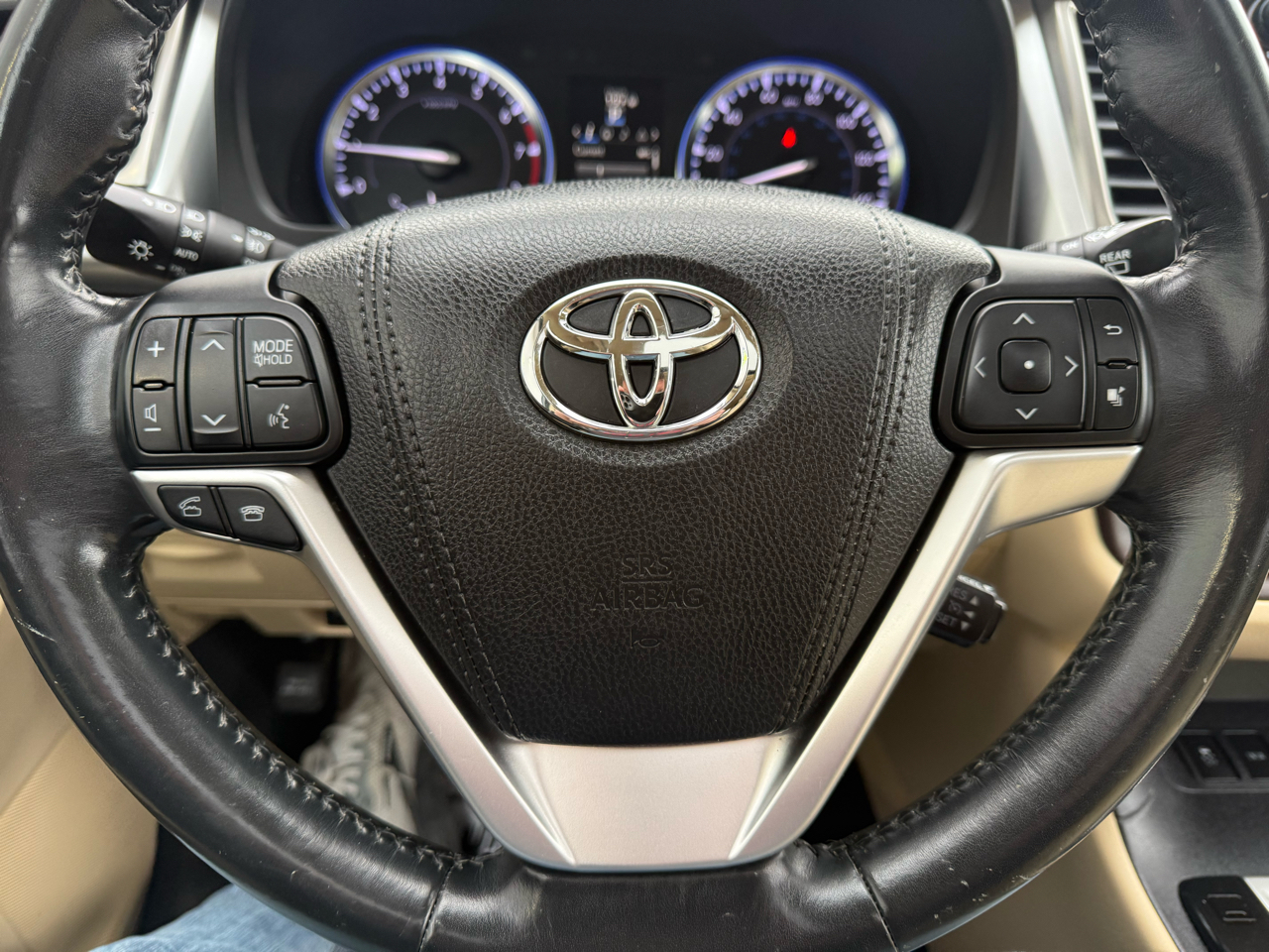 Toyota Highlander AWD 4dr V6 XLE (Natl) 2015