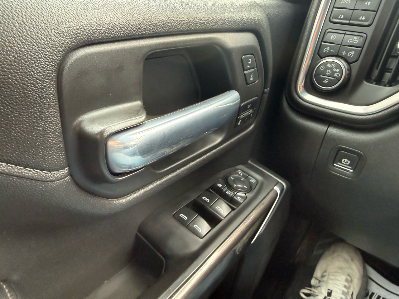 Chevrolet Silverado 2500HD 4WD Crew Cab 159" LTZ 2021