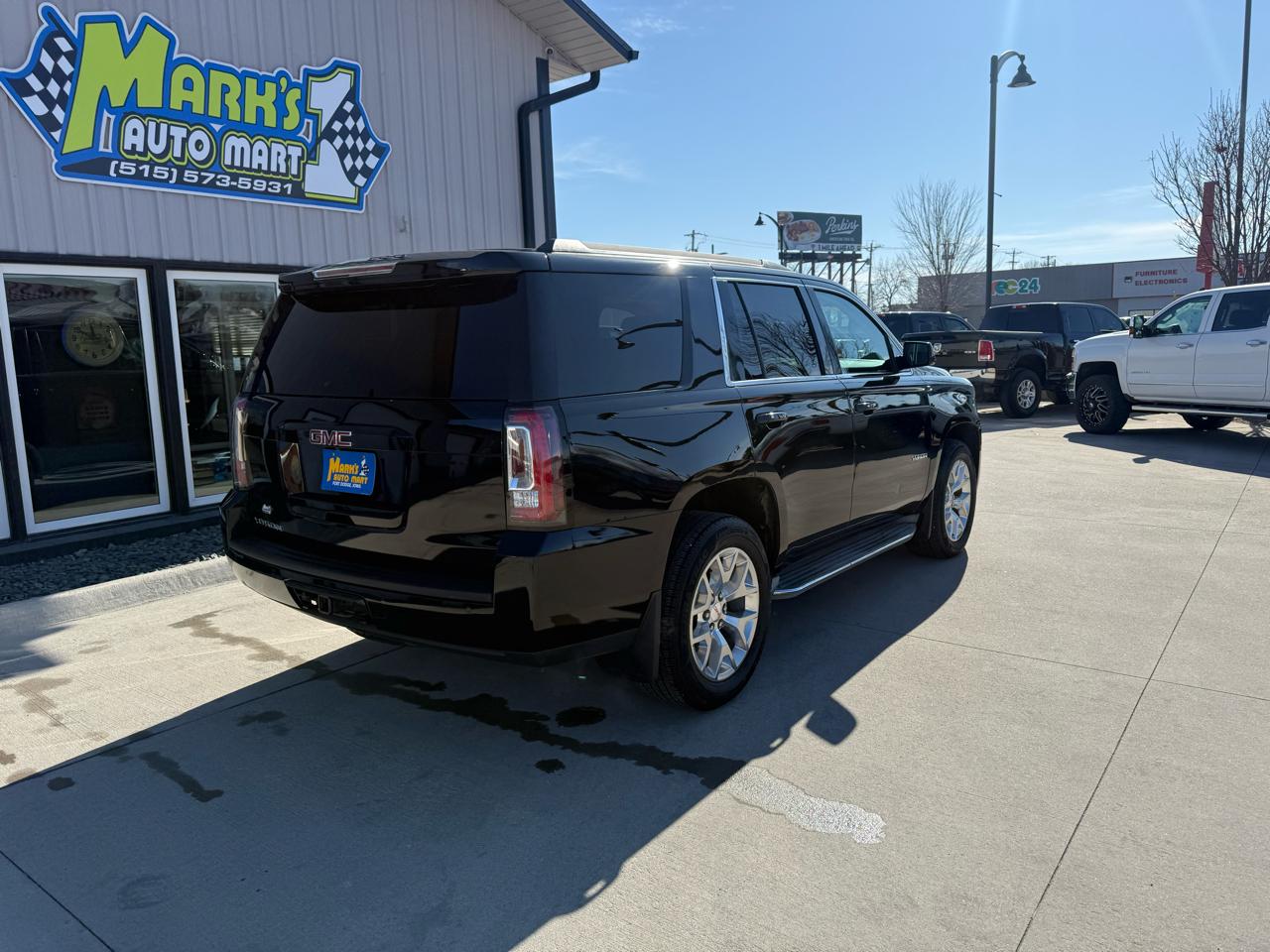 GMC Yukon 4WD 4dr SLT 2015