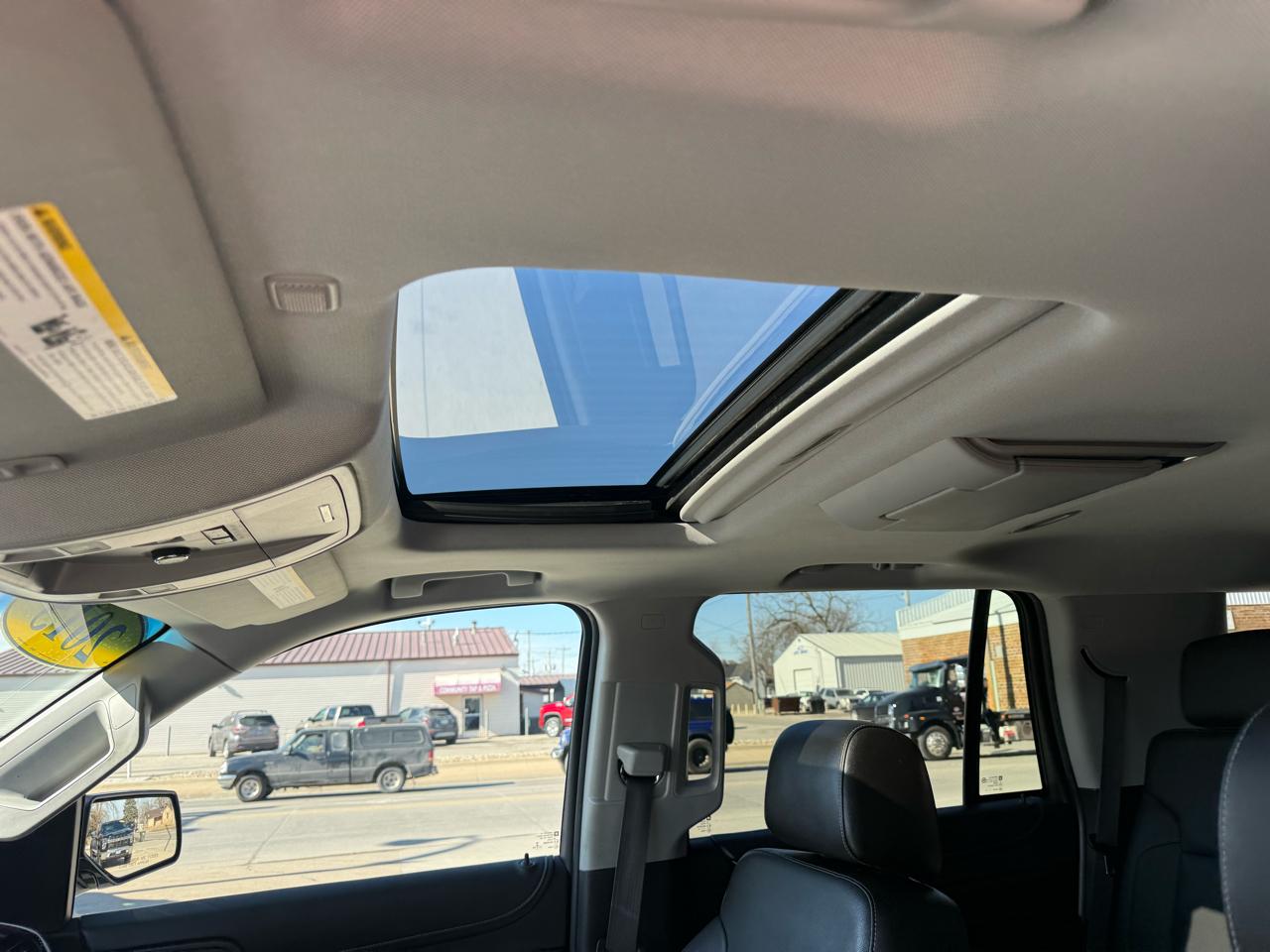 GMC Yukon 4WD 4dr SLT 2015