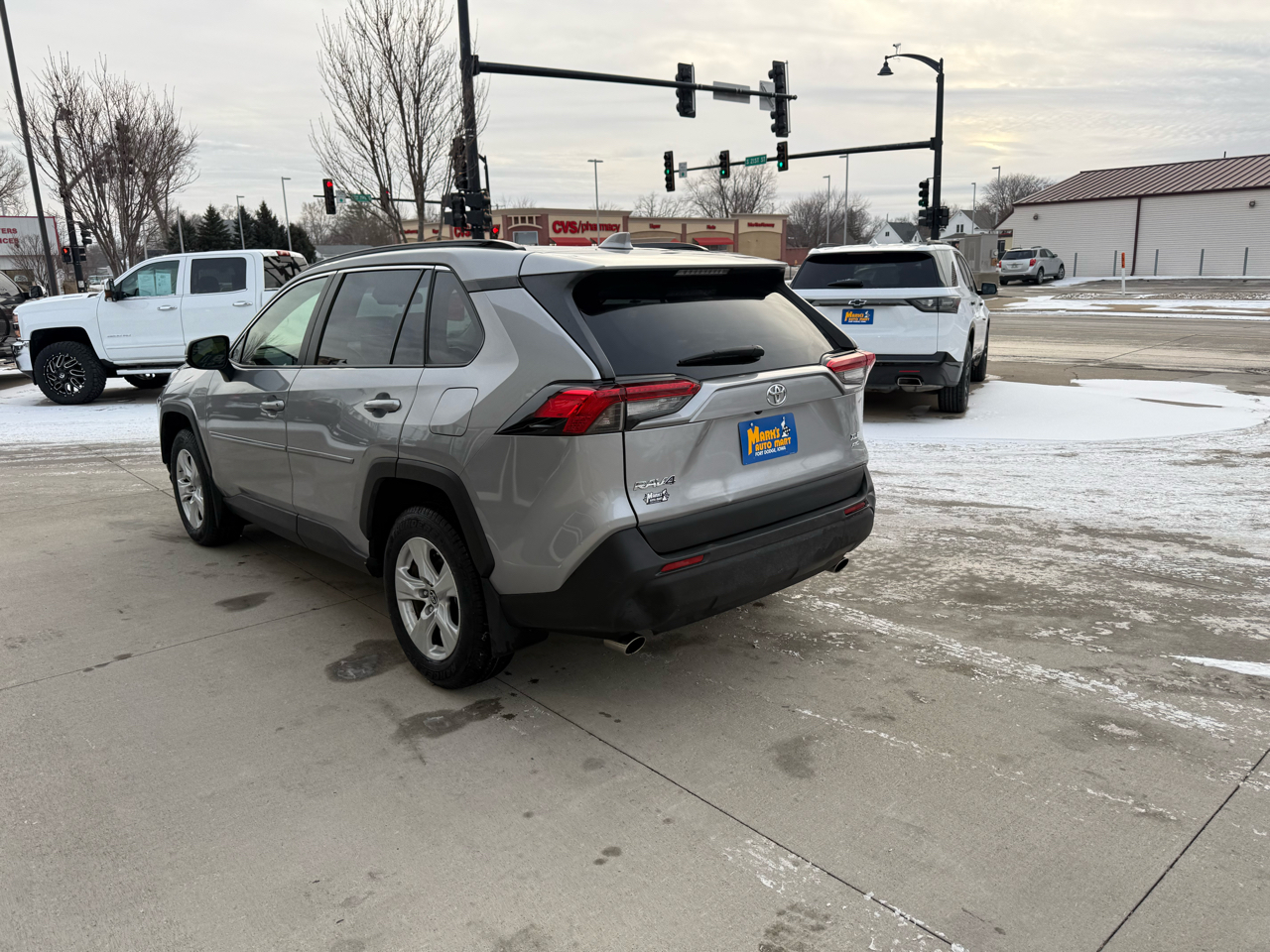 Toyota RAV4 XLE AWD (Natl) 2019