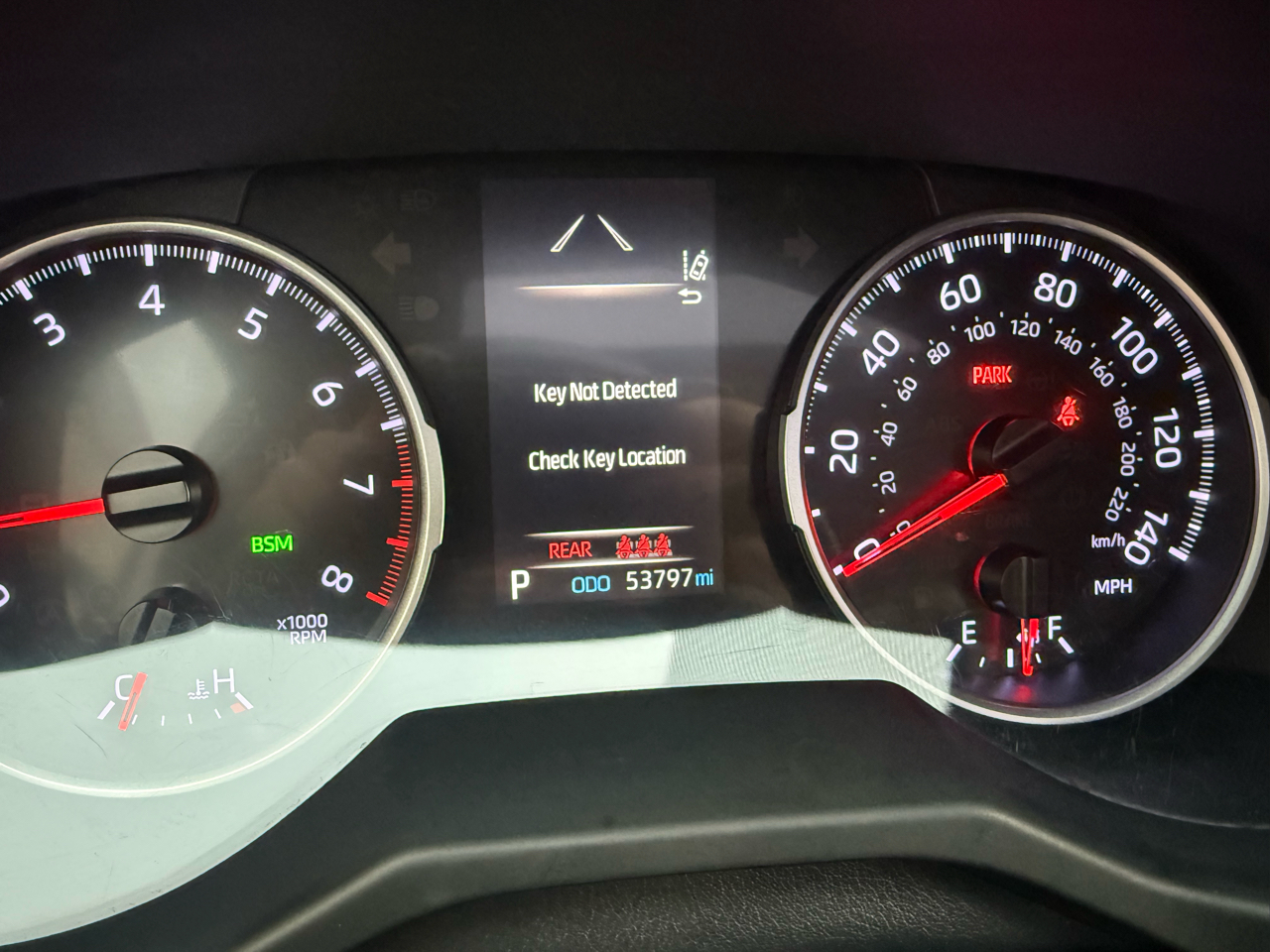 Toyota RAV4 XLE AWD (Natl) 2019