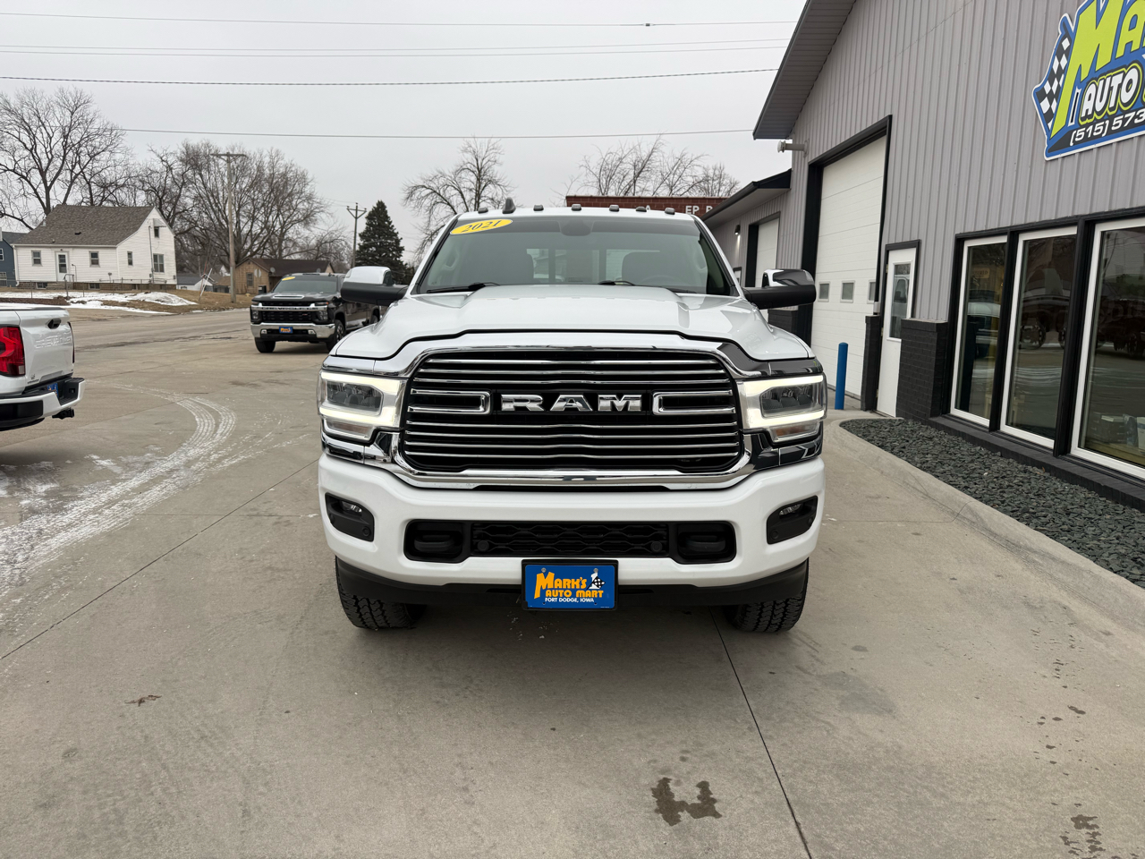 RAM 2500 Laramie 4x4 Crew Cab 6'4" Box 2021