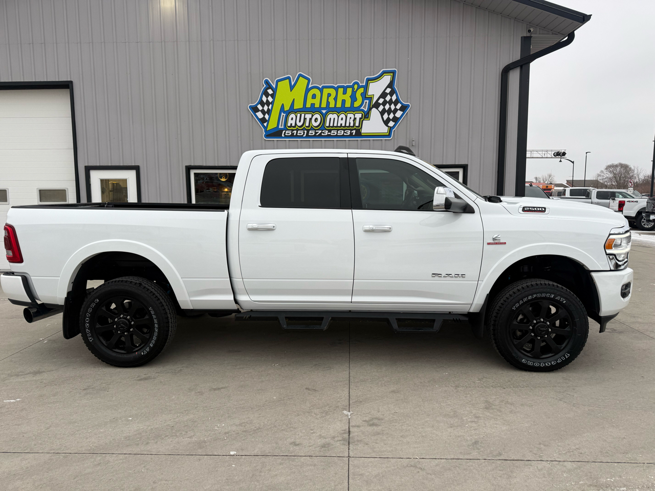 RAM 2500 Laramie 4x4 Crew Cab 6'4" Box 2021