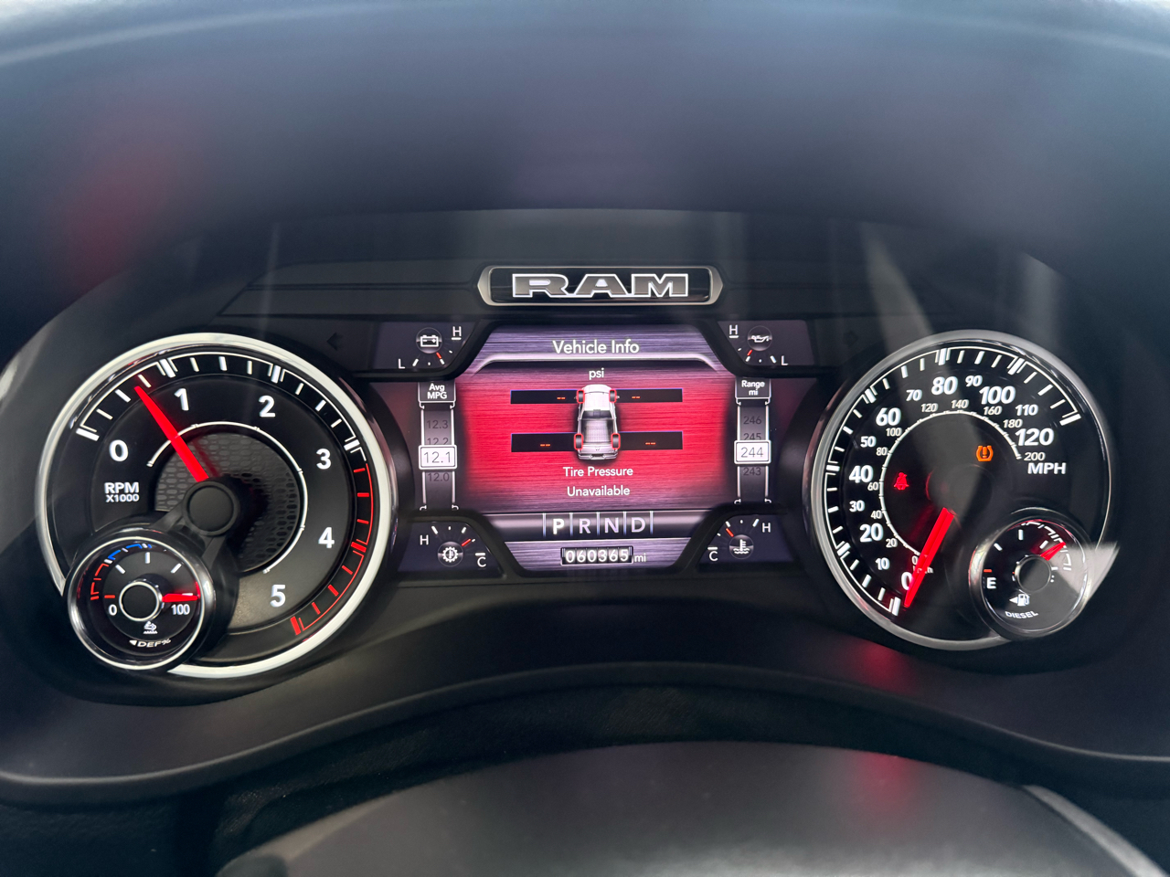 RAM 2500 Laramie 4x4 Crew Cab 6'4" Box 2021