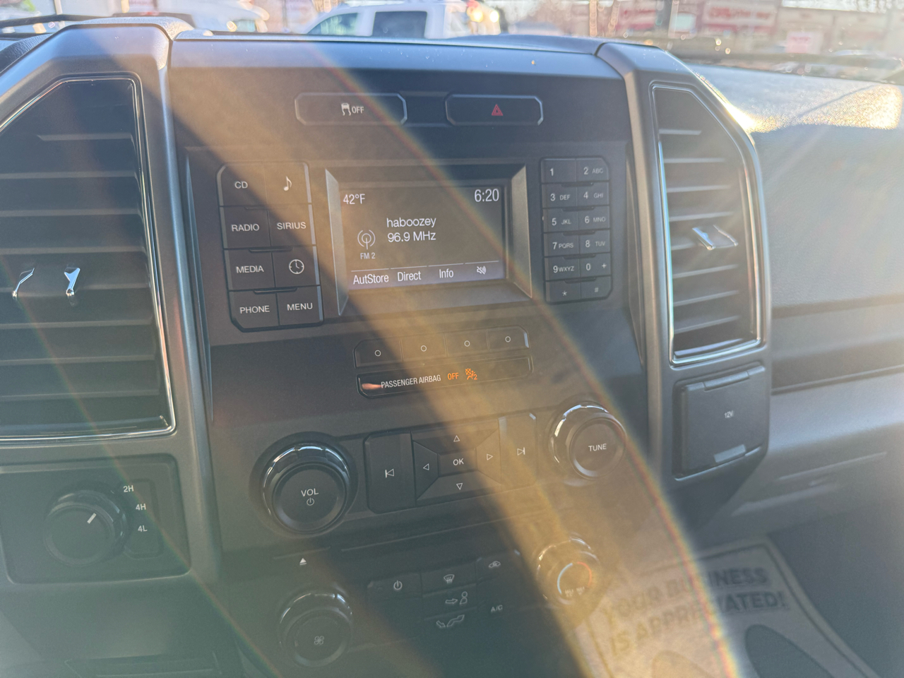 Ford F-150 Platinum 4WD SuperCrew 5.5' Box 2017